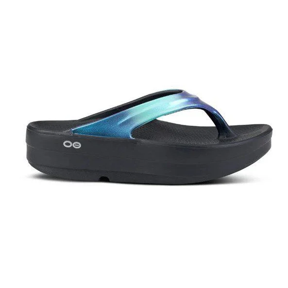 OOFOS Women's OOmega OOlala Luxe Sandals