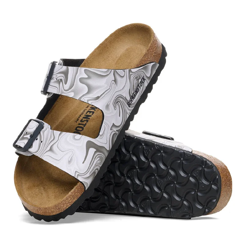 Women's Birkenstock Arizona Birko-Flor Color: Black/White (MEDIUM/NARROW WIDTH)