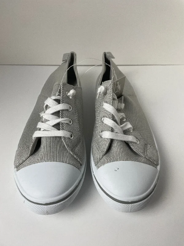 Grey Shoes Sneakers Maurices, Size 11